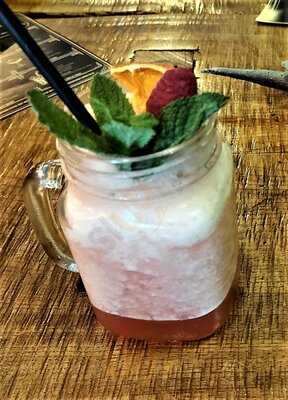 The Green Parrot Bar