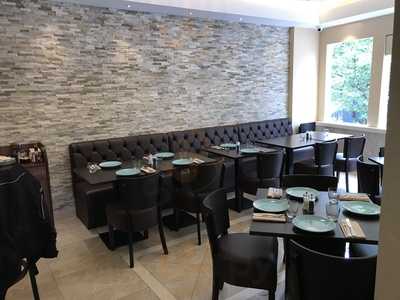 Knightsbridge Express