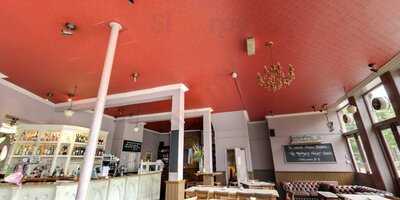 Conservatory @ The Landseer