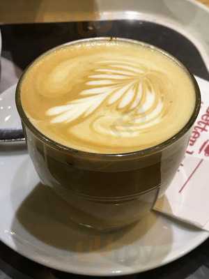 Costa Coffee, Highbury Corner