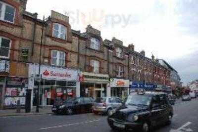 Starbucks Crouch End - Broadway