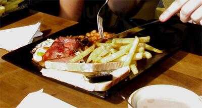 Airline Cafe & Diner