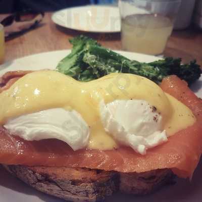 Saint Helens Food Store & Cafe