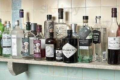 Peters & Co. Gin Palace