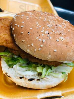 Tooting Chicken And Pizza