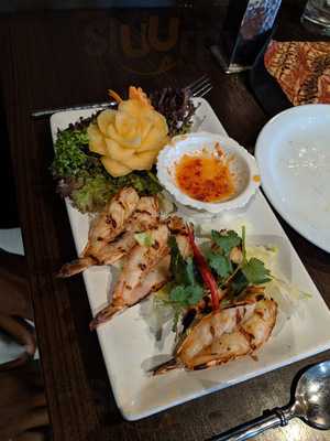 Reuan Thai