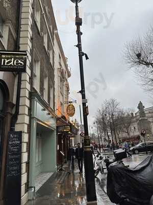 International Bar & Restaurant