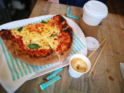 Gino D'acampo - Photo 8