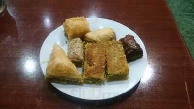 Tugra Baklava