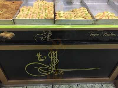 Tugra Baklava