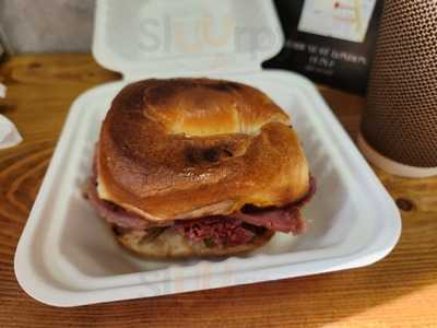 Bagel Express In Bricklane