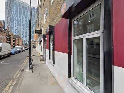 Bagel Express In Bricklane