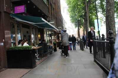 Joury Knightsbridge