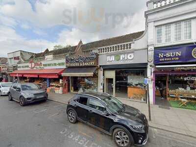 Youna Patisserie & Bakery