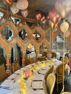 Beach Blanket Babylon Notting Hill