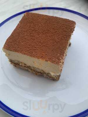 Beach Blanket Babylon Notting Hill