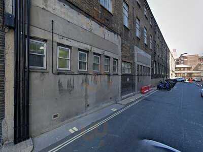 Sloe Bar Paddington Station