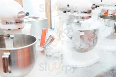 Snobby Whale - Rolled Ice Cream