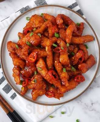 Modern Wing Chi Chef