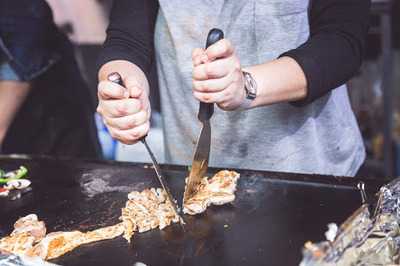 Holy Moly Breakfast & Burgers