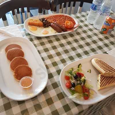 Best Roaster Grill & Cafe