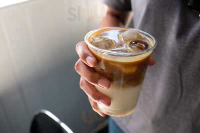 Crosstown - Doughnuts & Coffee