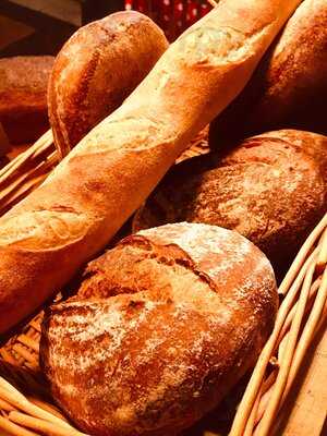 Cable Bakery , Bar , Pizzeria And Coffee Roasters