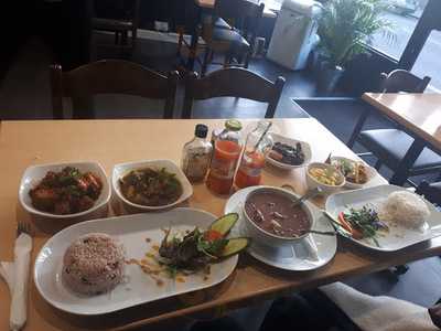 Yum Yum Caribbean Cuisine