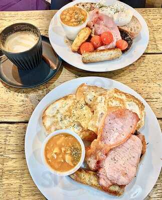 Chapter Coffee Roasters & Bar