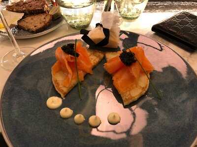 The Wine Bar - Harrods