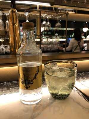 The Wine Bar - Harrods