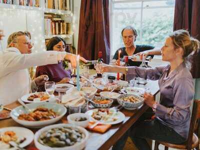 Eatwith: Carol Of London