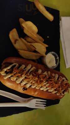 Oprha's Dog "gourmet Hot Dogs"