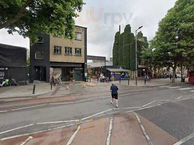 Oprha's Dog "gourmet Hot Dogs"