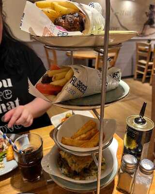 The Real Greek - Strand