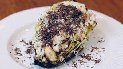 71 Restaurant And Bar