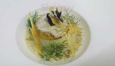 71 Restaurant And Bar