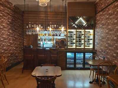Merton Cafe And Wine