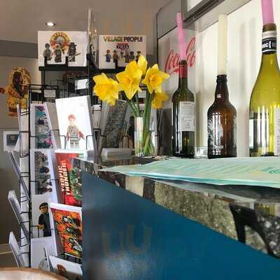 Break Point Beach Cafe