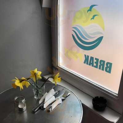 Break Point Beach Cafe