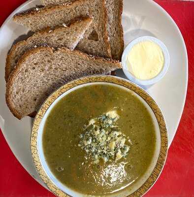 Drumnadrochit Tearoom, Village Store & Post Office