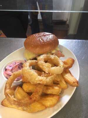 The Barns Acle Kings Head