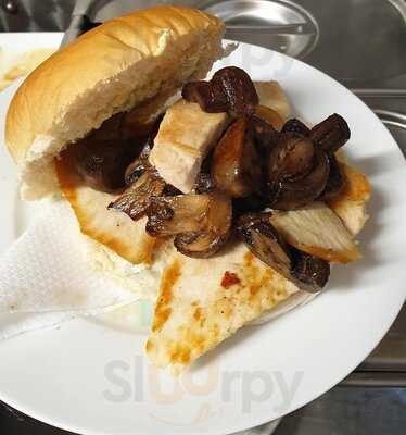 Hel's Kitchen Cafe & Takeaway