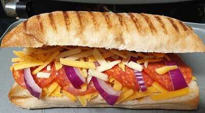 Hel's Kitchen Cafe & Takeaway