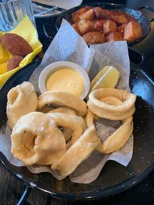 Carmona Steak & Tapas