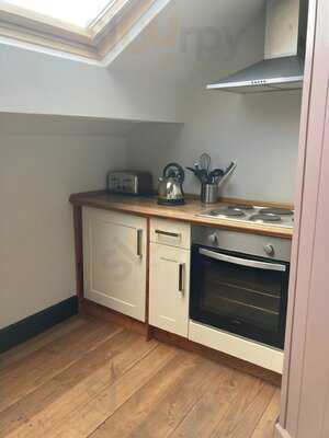 The Inn At Cheltenham Parade