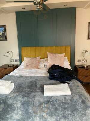 The Inn At Cheltenham Parade