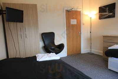 The Clifton Arms Bed & Breakfast