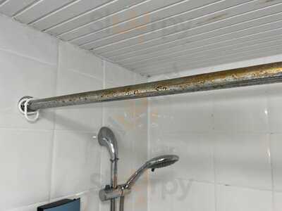 The Potters Heron Pub & Restaurant