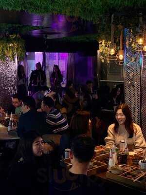 Kirin Japanese Restaurant & Bar